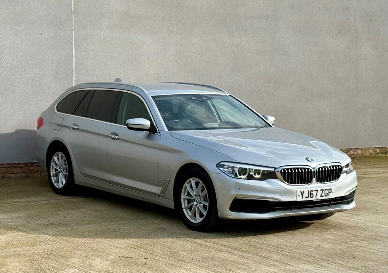 Used BMW 5 Series 2017 for sale - 77688998: Photo 97