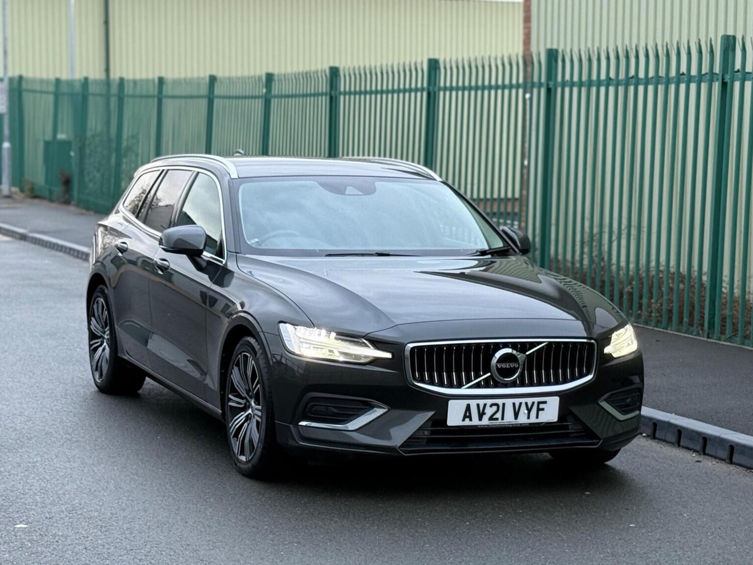 Used Volvo V60 2021 for sale - 77688989: Photo 45
