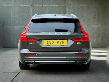 Used Volvo V60 2021 for sale - 77688989: Photo