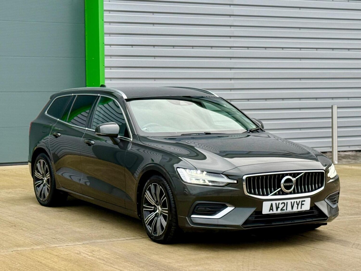 Used Volvo V60 2021 for sale - 77688989: Photo 63