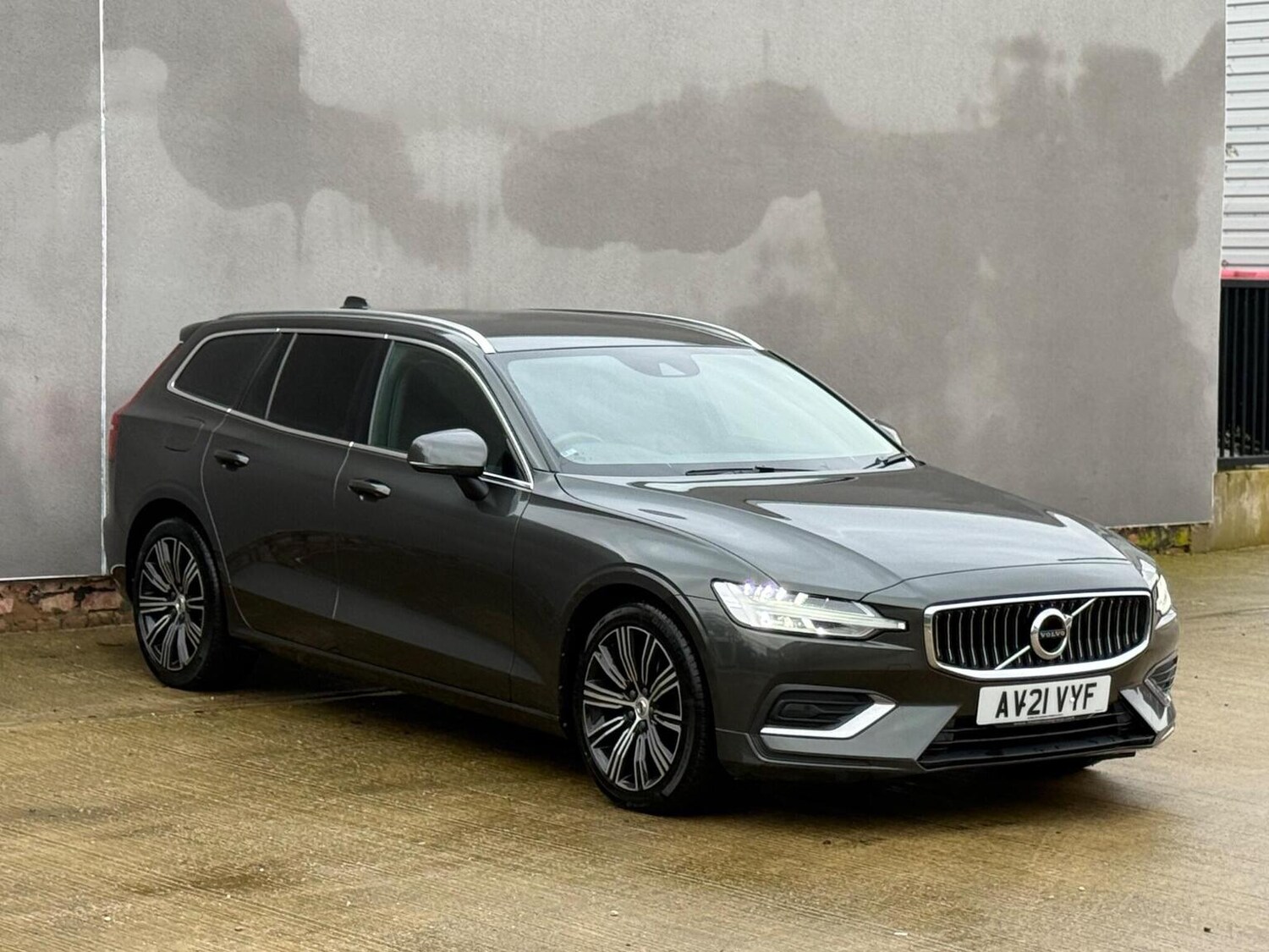 Used Volvo V60 2021 for sale - 77688989: Photo 78