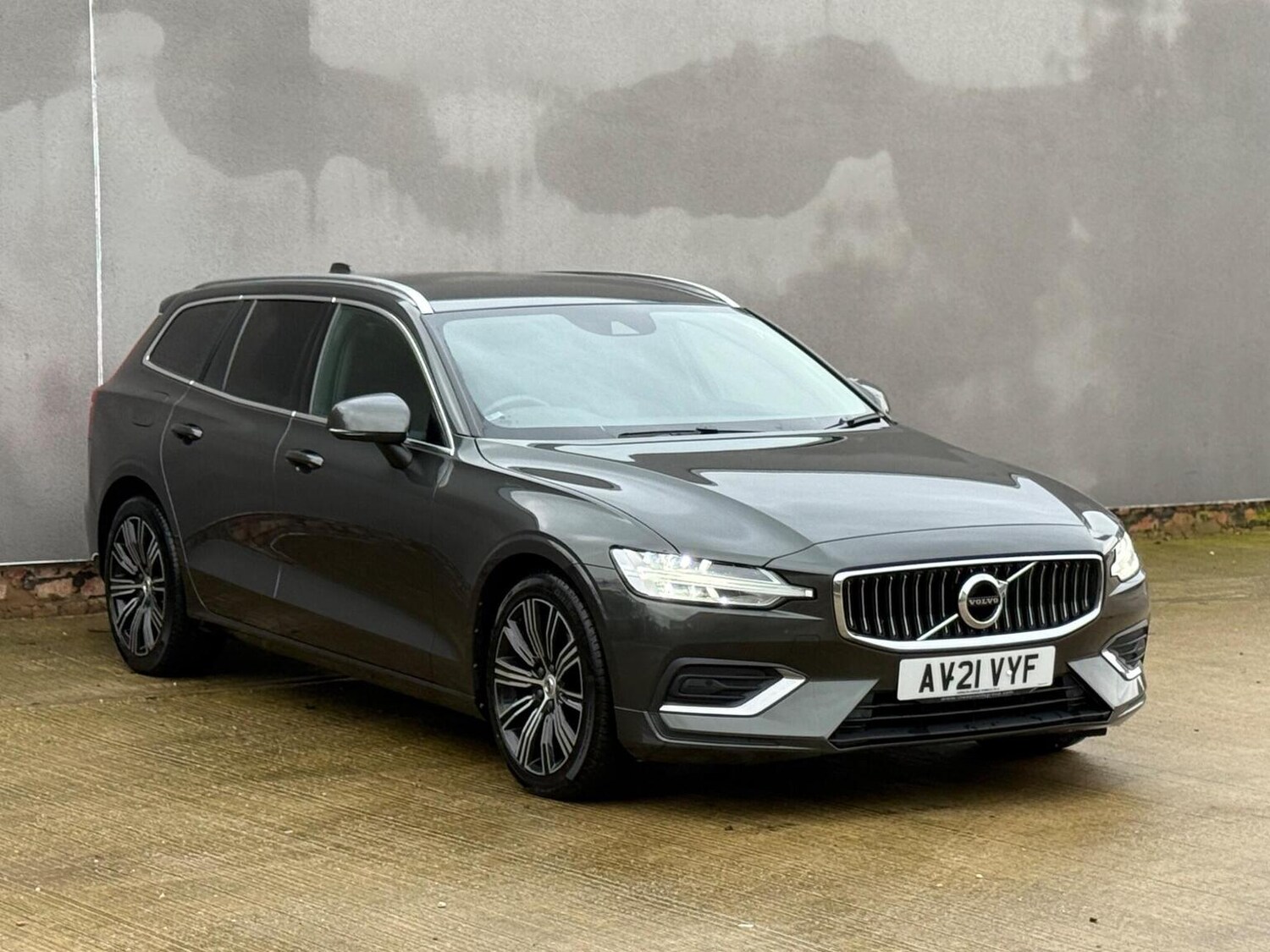Used Volvo V60 2021 for sale - 77688989: Photo 79