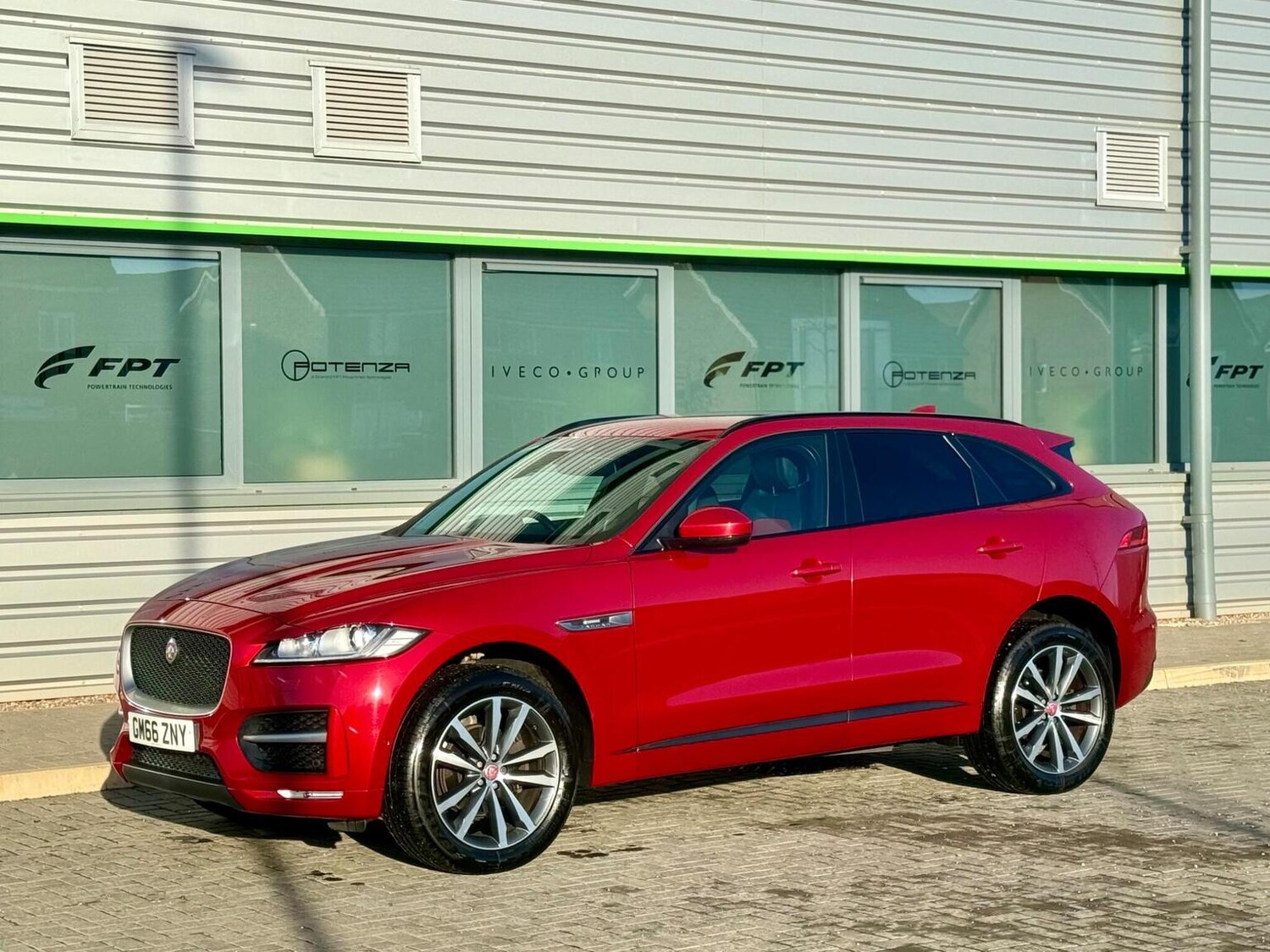 Used Jaguar F-Pace 2016 for sale - 77689003: Photo 42