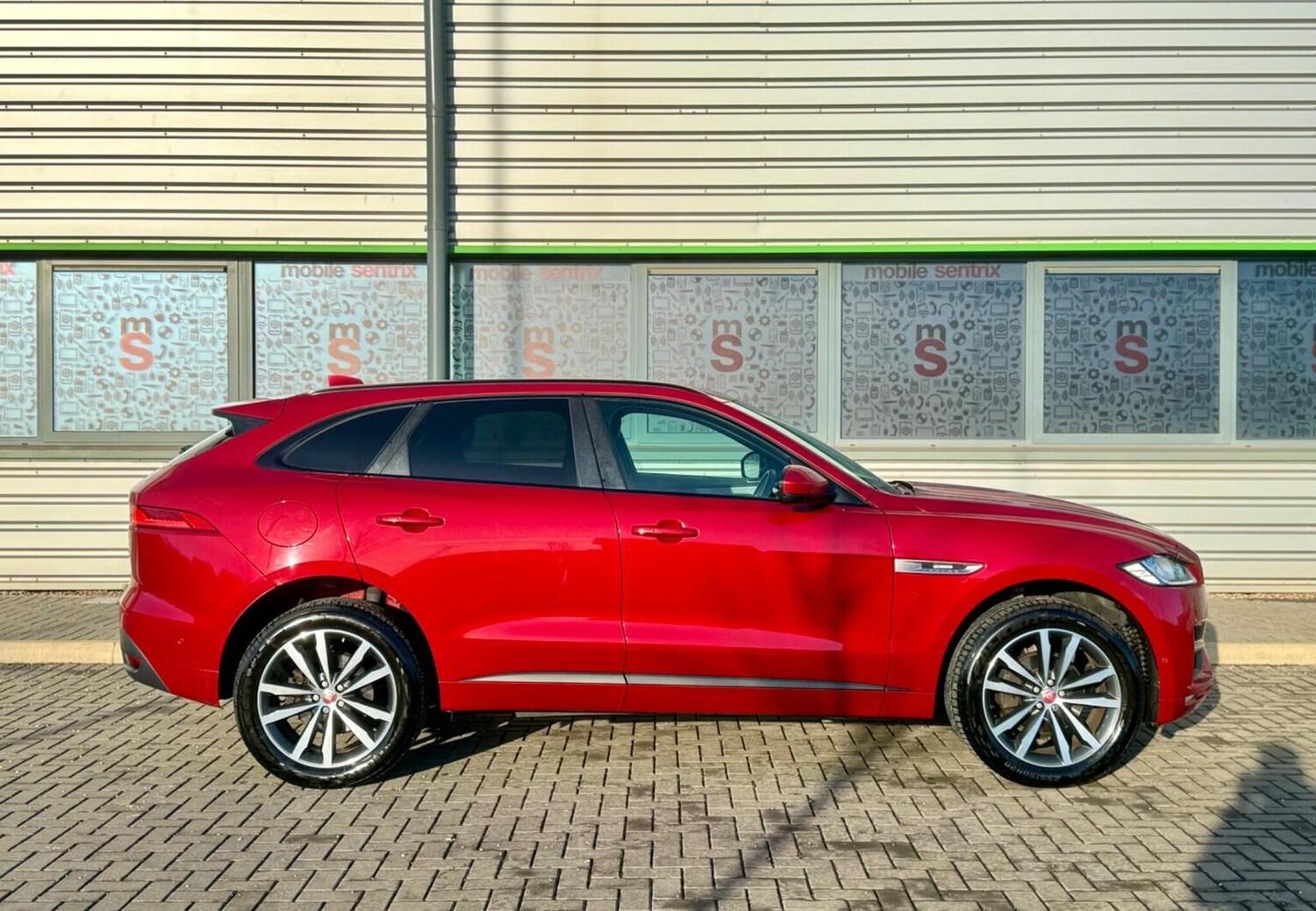 Used Jaguar F-Pace 2016 for sale - 77689003: Photo 45