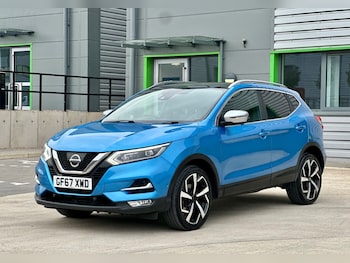 Used Nissan Qashqai 2017 for sale - 76149859: Photo 2