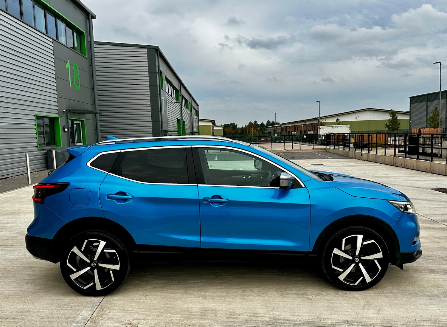 Used Nissan Qashqai 2017 for sale - 76149859: Photo 48