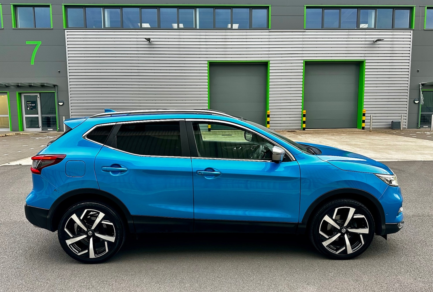 Used Nissan Qashqai 2017 for sale - 76149859: Photo 55