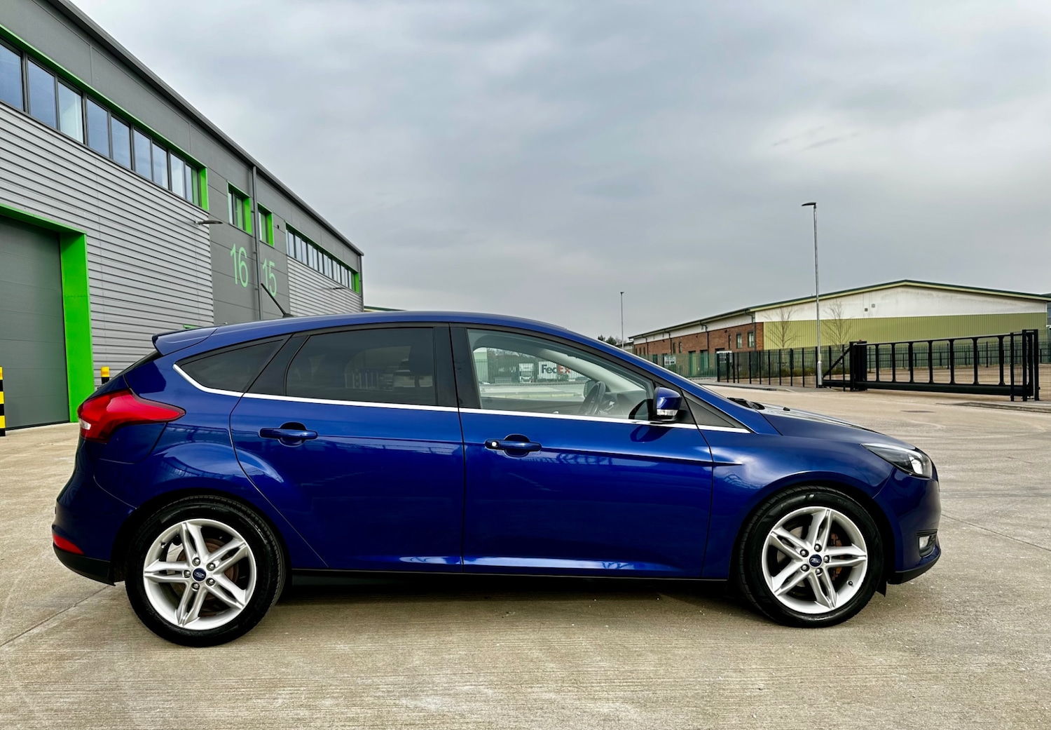 Used Ford Focus 2017 for sale - 74108405: Photo 27