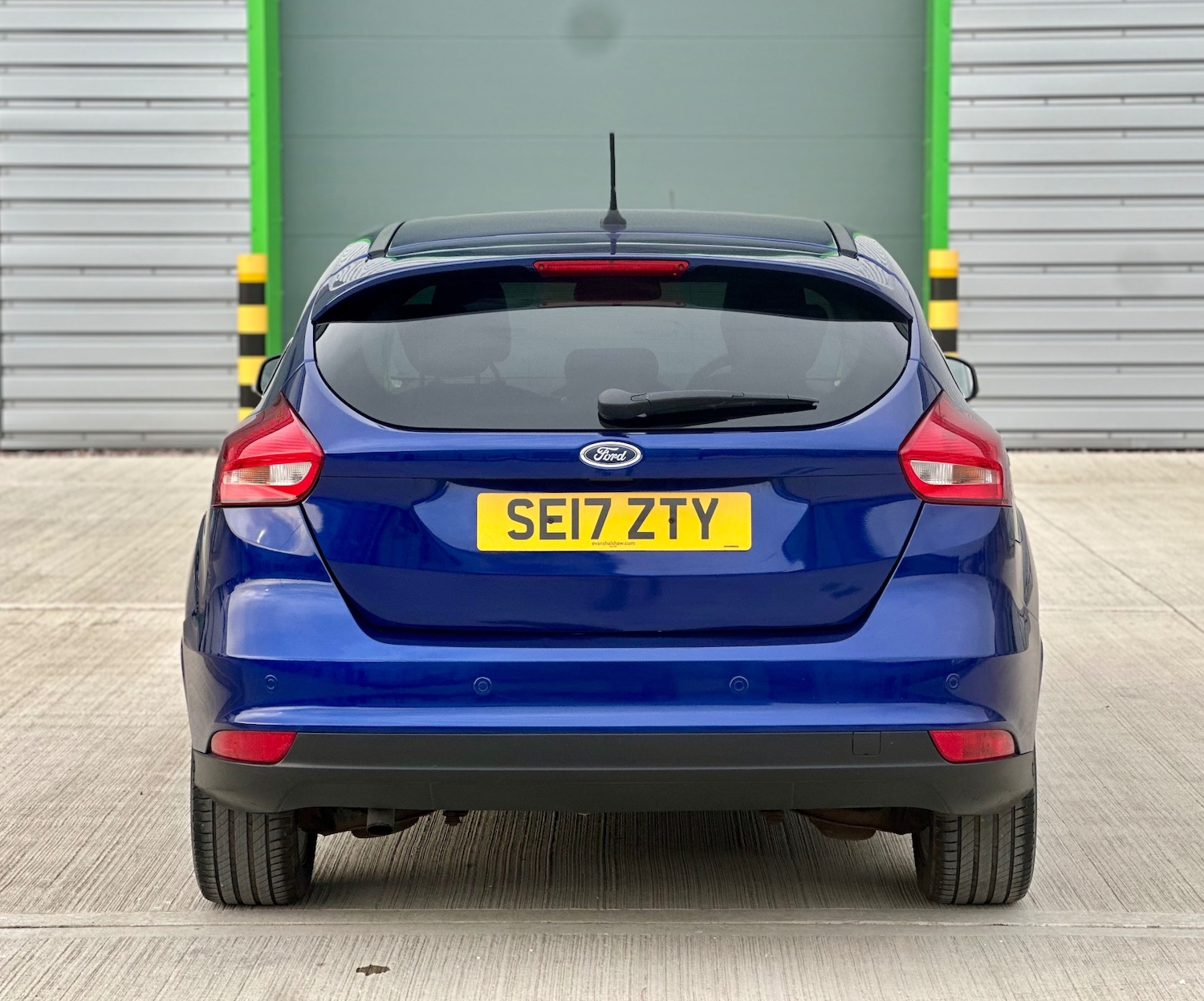 Used Ford Focus 2017 for sale - 74108405: Photo 4