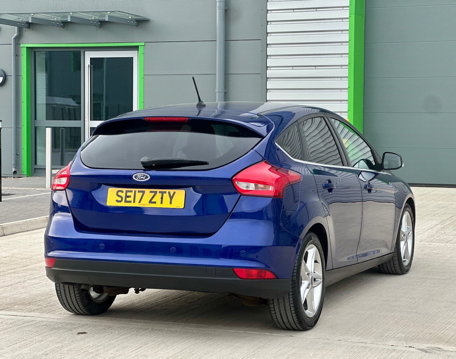 Used Ford Focus 2017 for sale - 74108405: Photo 5