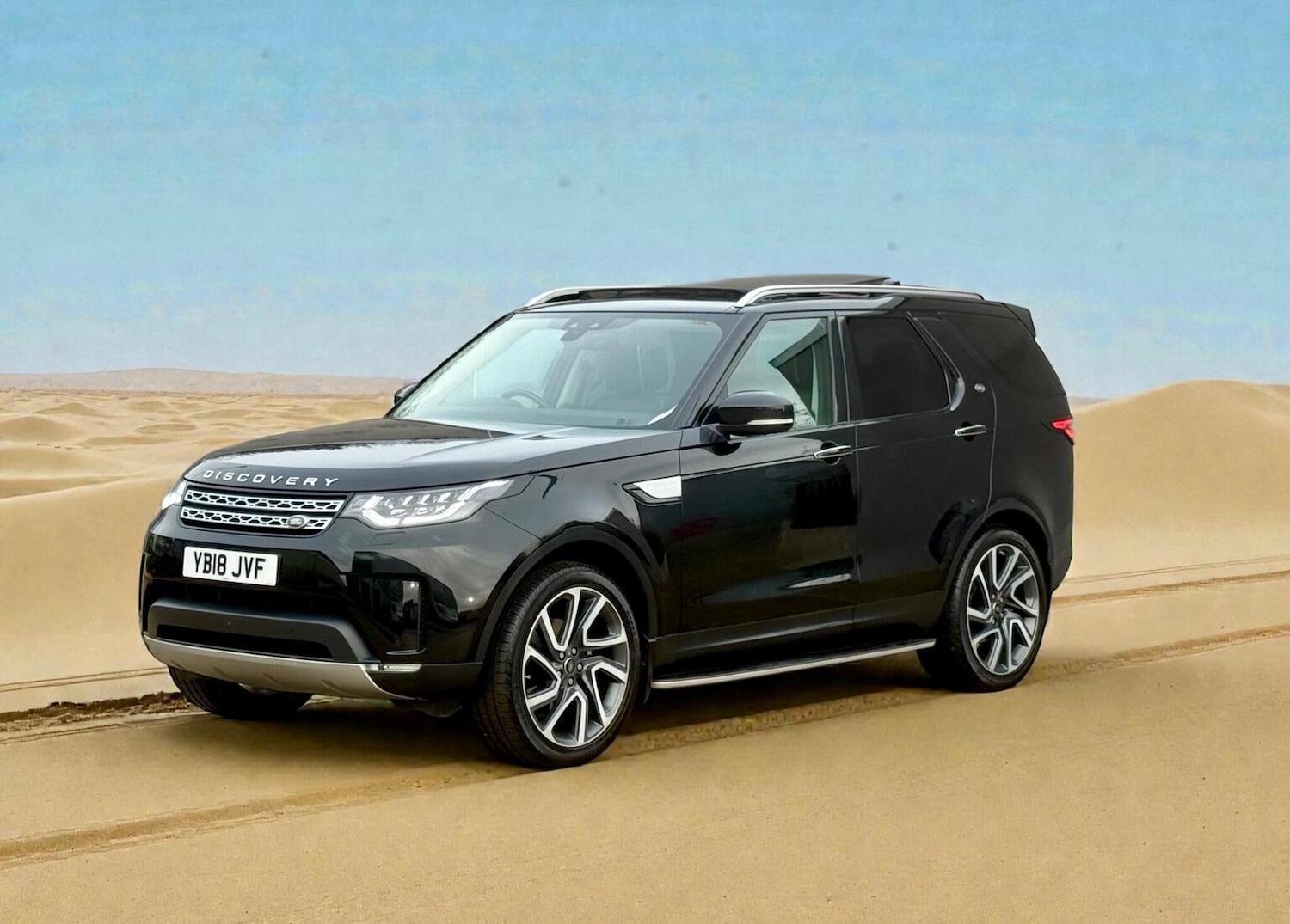 Used Land Rover Discovery 2018 for sale - 77689004: Photo 1