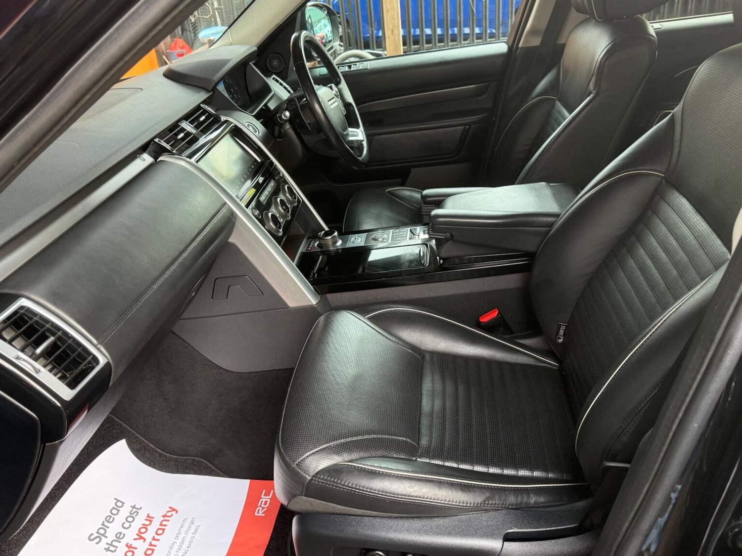 Used Land Rover Discovery 2018 for sale - 77689004: Photo 40