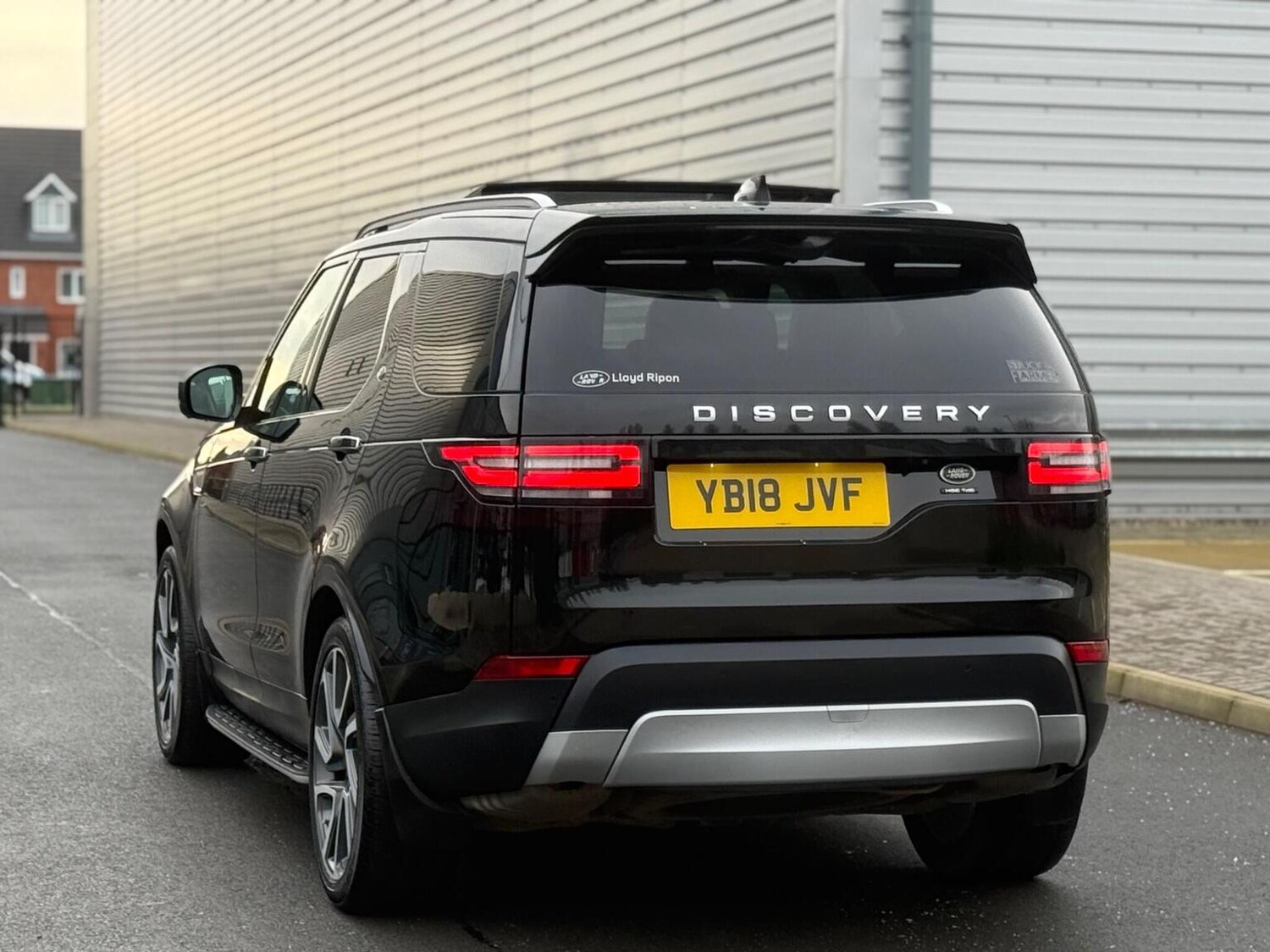 Used Land Rover Discovery 2018 for sale - 77689004: Photo 68