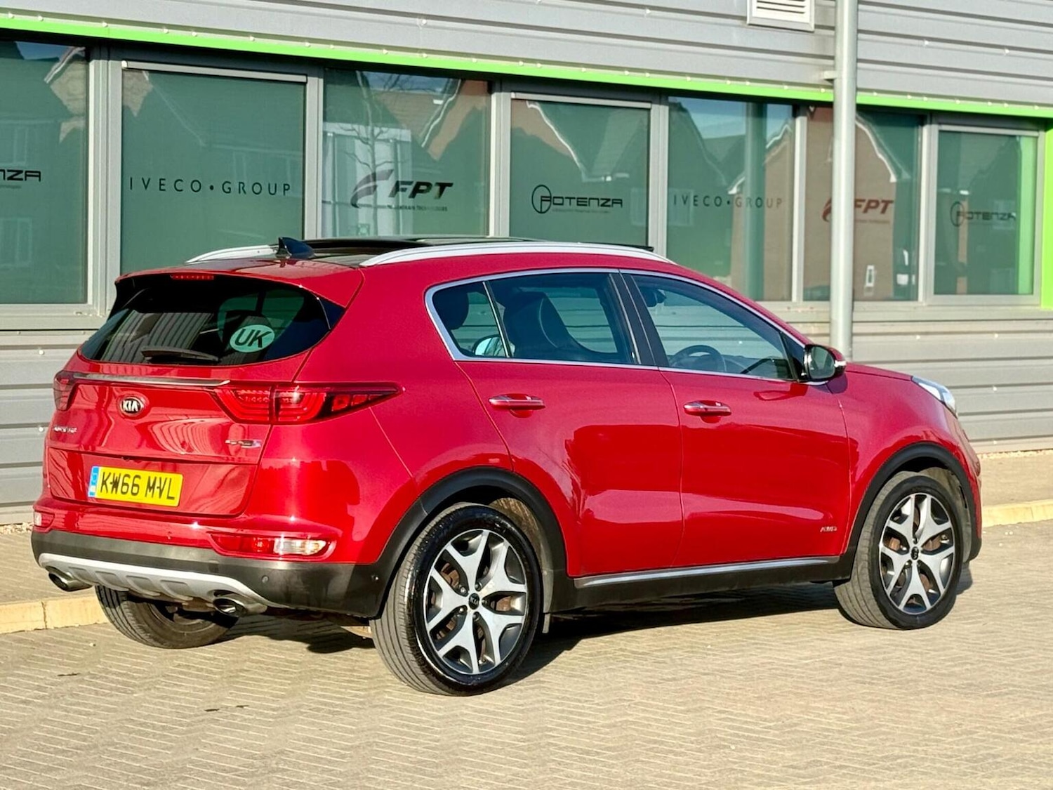 Used Kia Sportage 2017 for sale - 77688990: Photo 81