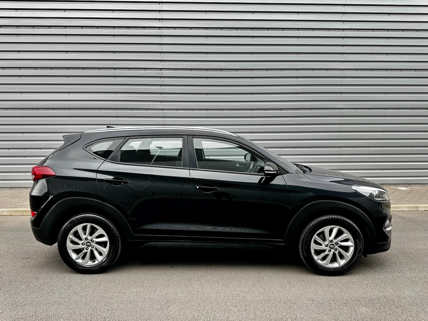 Used Hyundai TUCSON 2017 for sale - 76225468: Photo 30