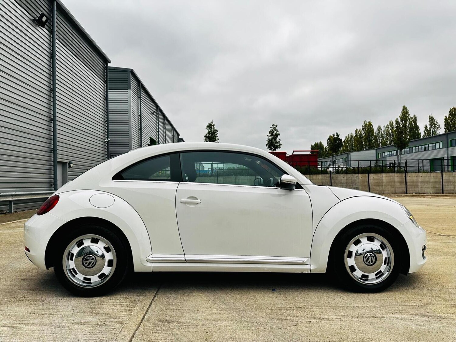 Used Volkswagen Beetle 2012 for sale - 77688977: Photo 13
