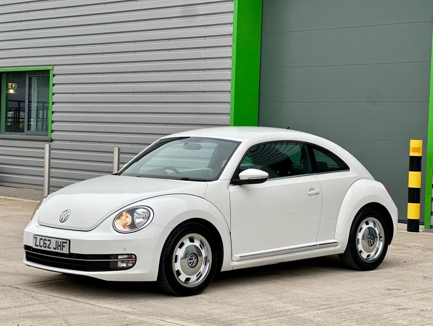 Used Volkswagen Beetle 2012 for sale - 77688977: Photo 20