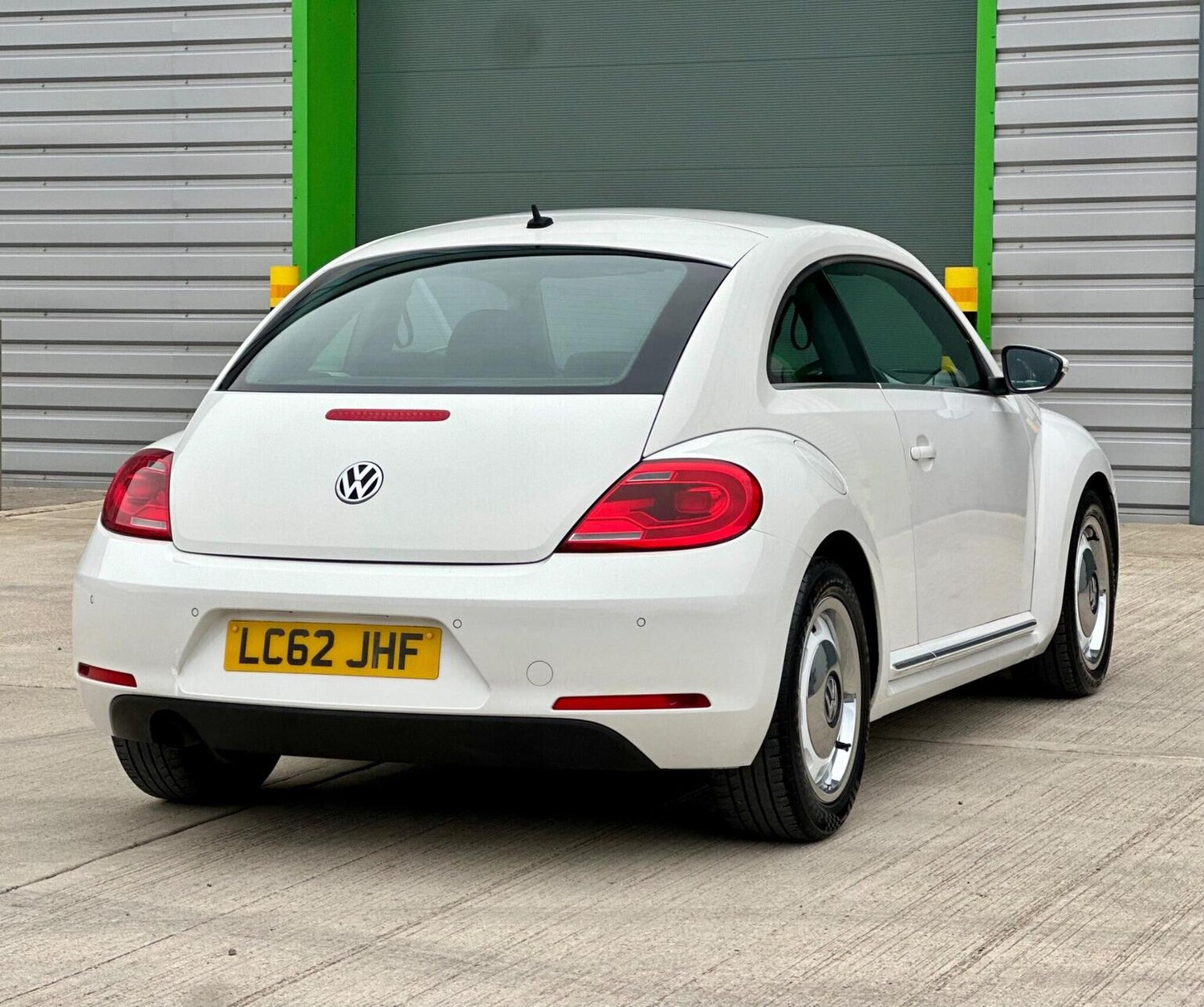 Used Volkswagen Beetle 2012 for sale - 77688977: Photo 25