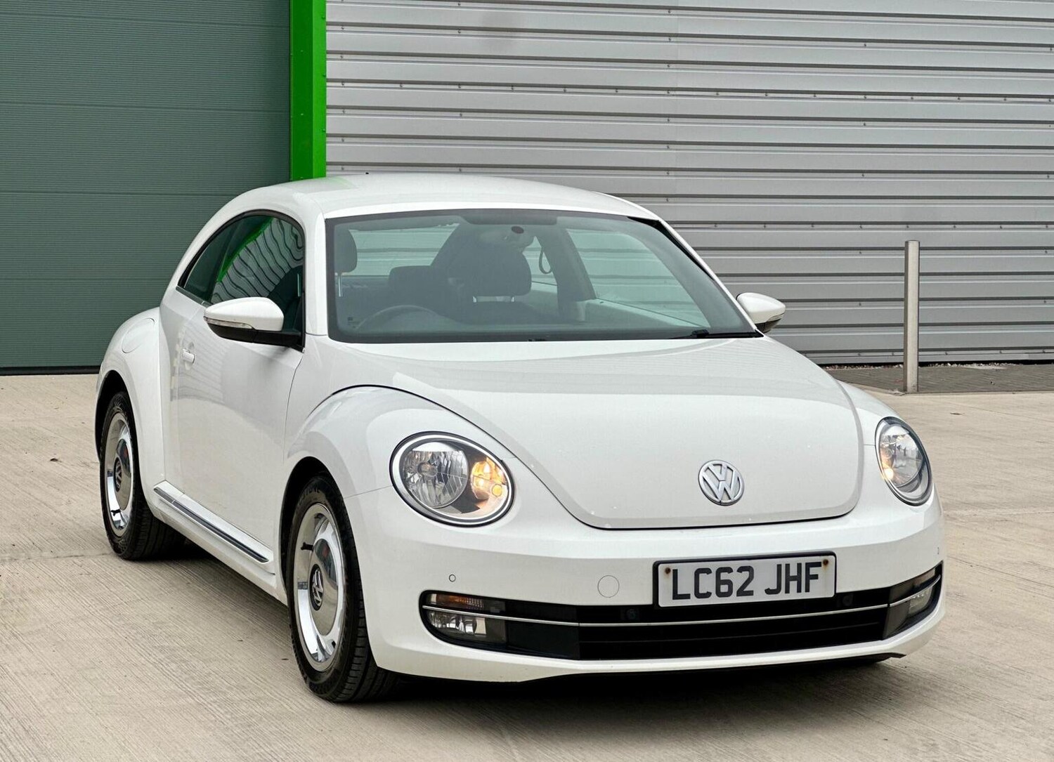 Used Volkswagen Beetle 2012 for sale - 77688977: Photo 32