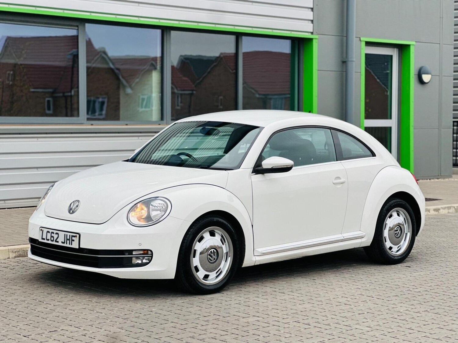 Used Volkswagen Beetle 2012 for sale - 77688977: Photo 44