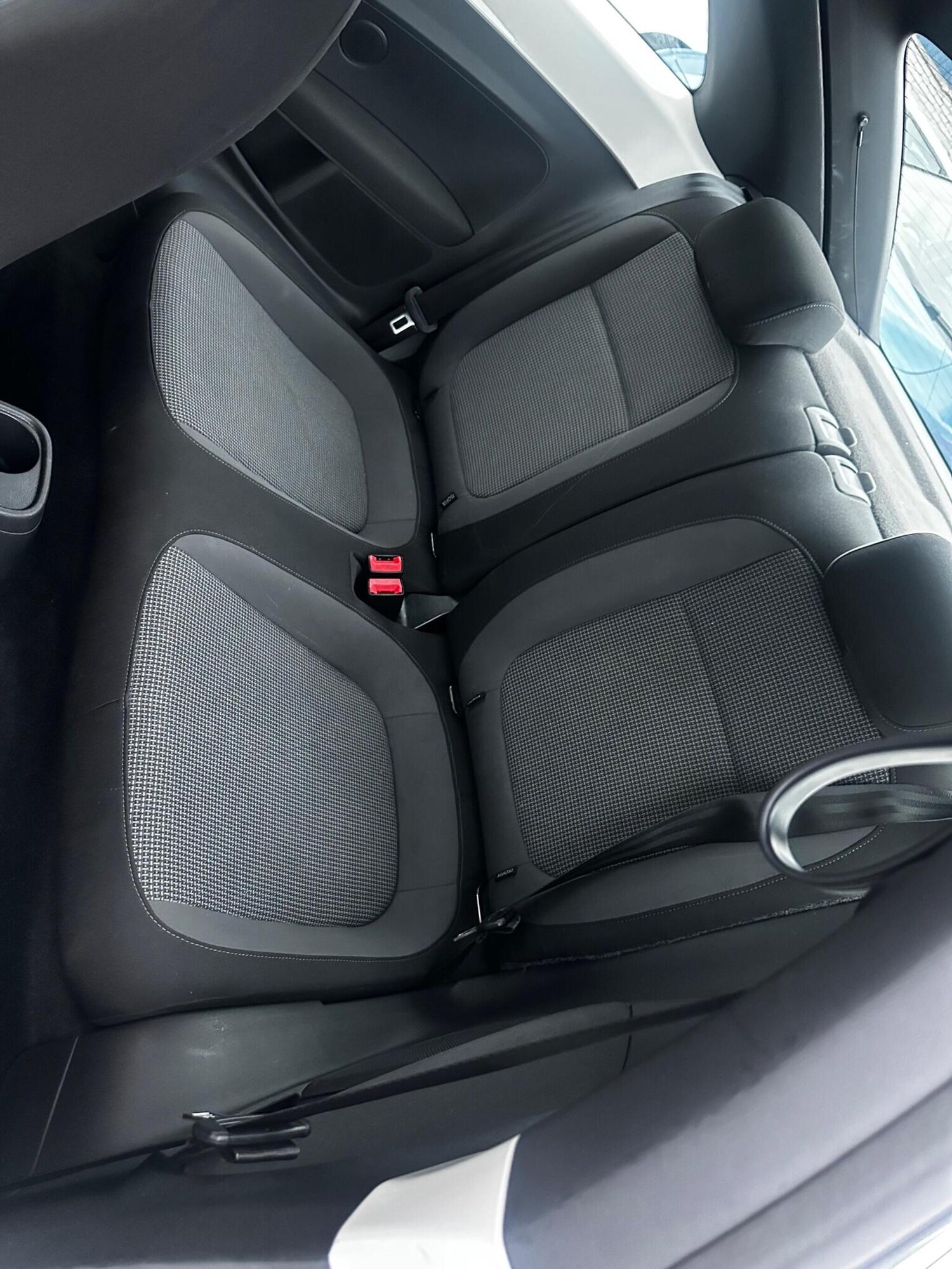 Used Volkswagen Beetle 2012 for sale - 77688977: Photo 55