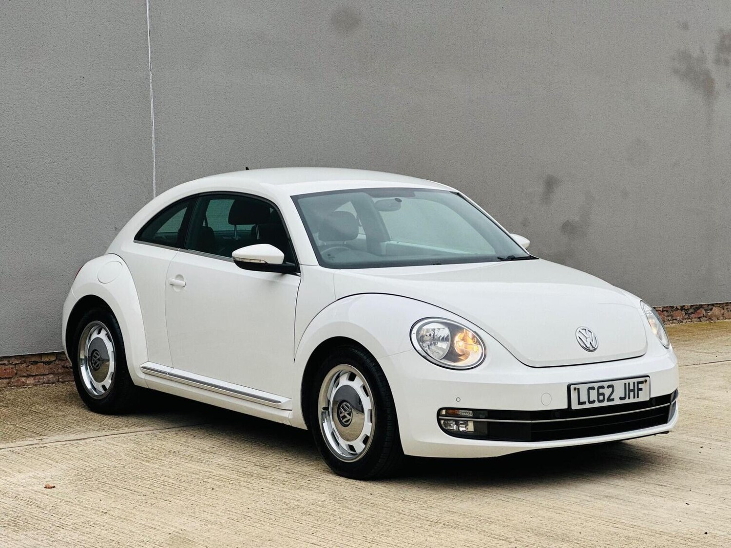 Used Volkswagen Beetle 2012 for sale - 77688977: Photo 67