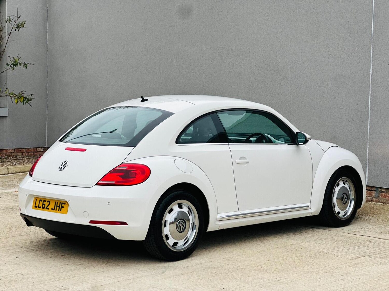 Used Volkswagen Beetle 2012 for sale - 77688977: Photo 71
