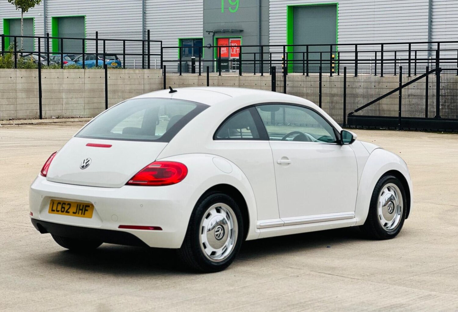Used Volkswagen Beetle 2012 for sale - 77688977: Photo 72