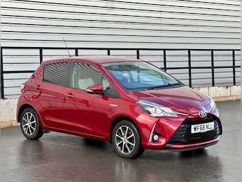 2018 (68) - 1.5 Hybrid Icon Tech 5dr CVT