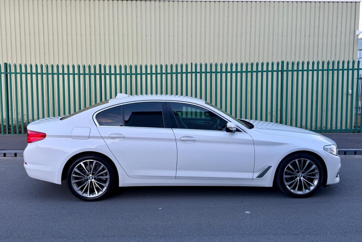 Used BMW 5 Series 2018 for sale - 77888429: Photo 42