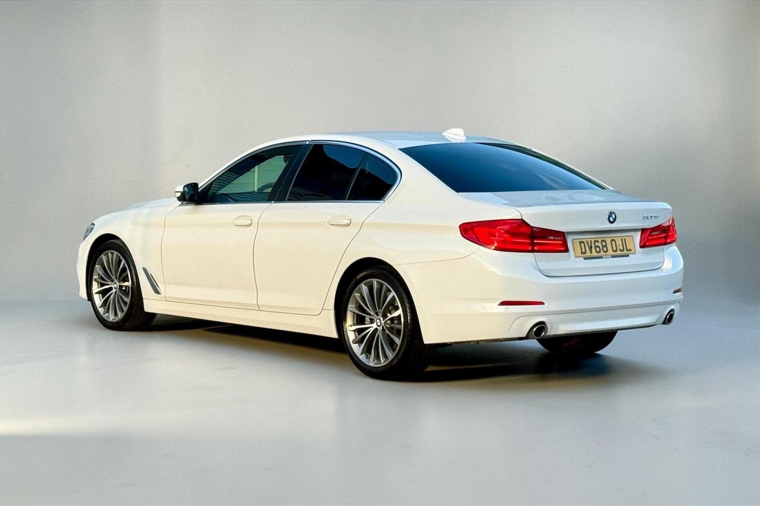 Used BMW 5 Series 2018 for sale - 77888429: Photo 5