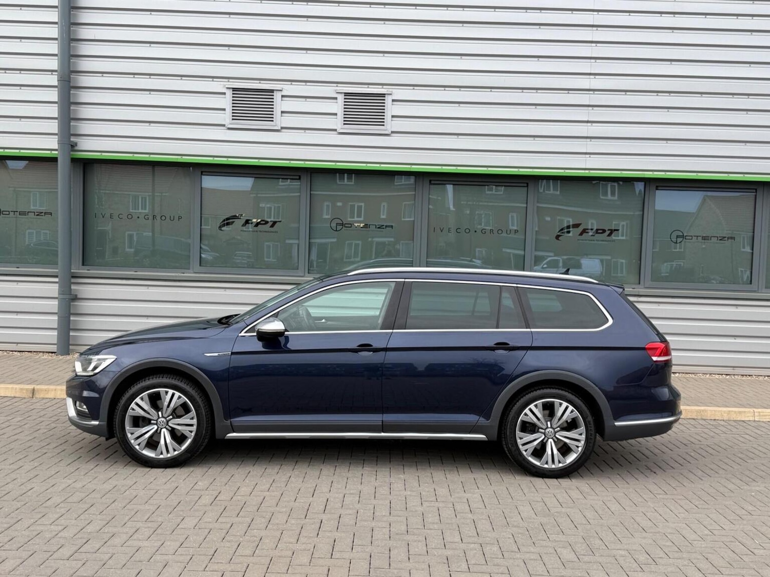 Used Volkswagen Passat 2016 for sale - 78201946: Photo 31