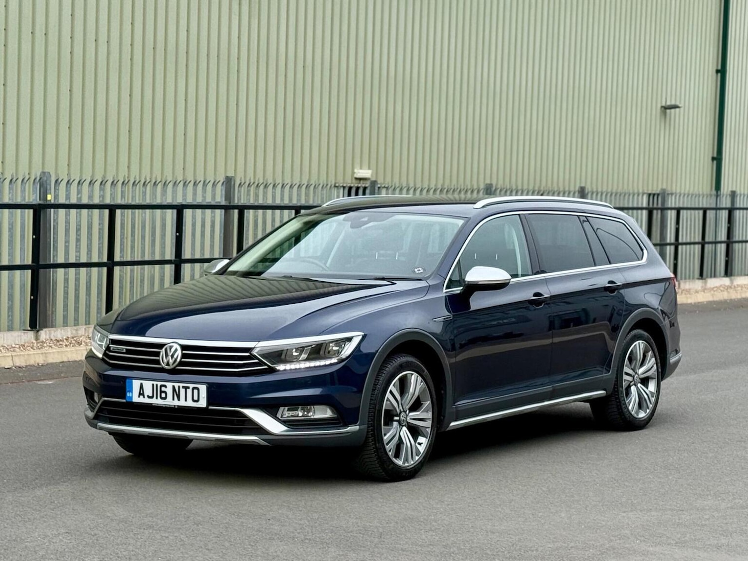 Used Volkswagen Passat 2016 for sale - 78201946: Photo 35
