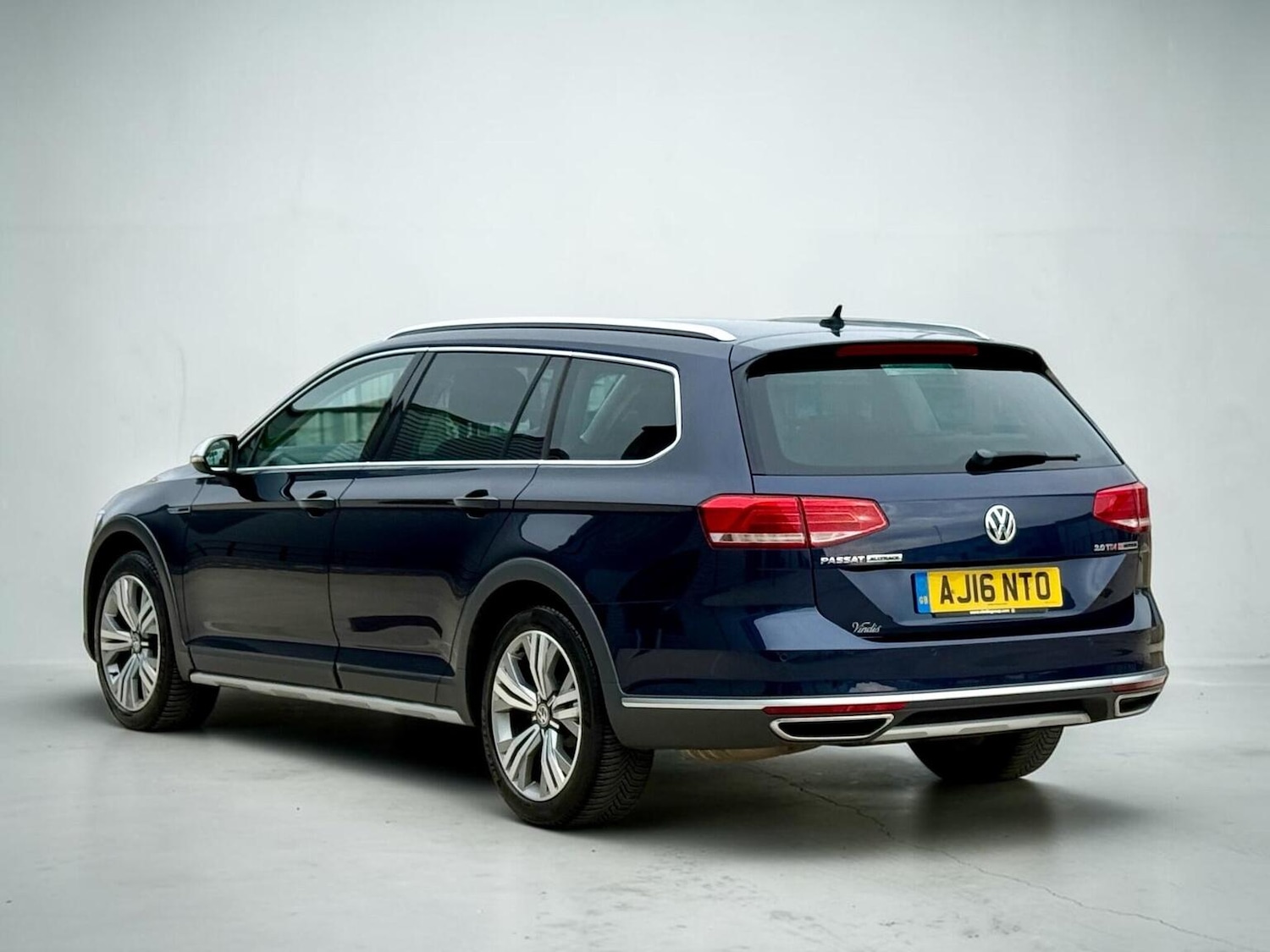 Used Volkswagen Passat 2016 for sale - 78201946: Photo 5