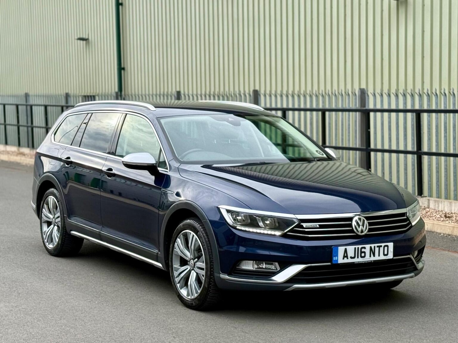 Used Volkswagen Passat 2016 for sale - 78201946: Photo 50