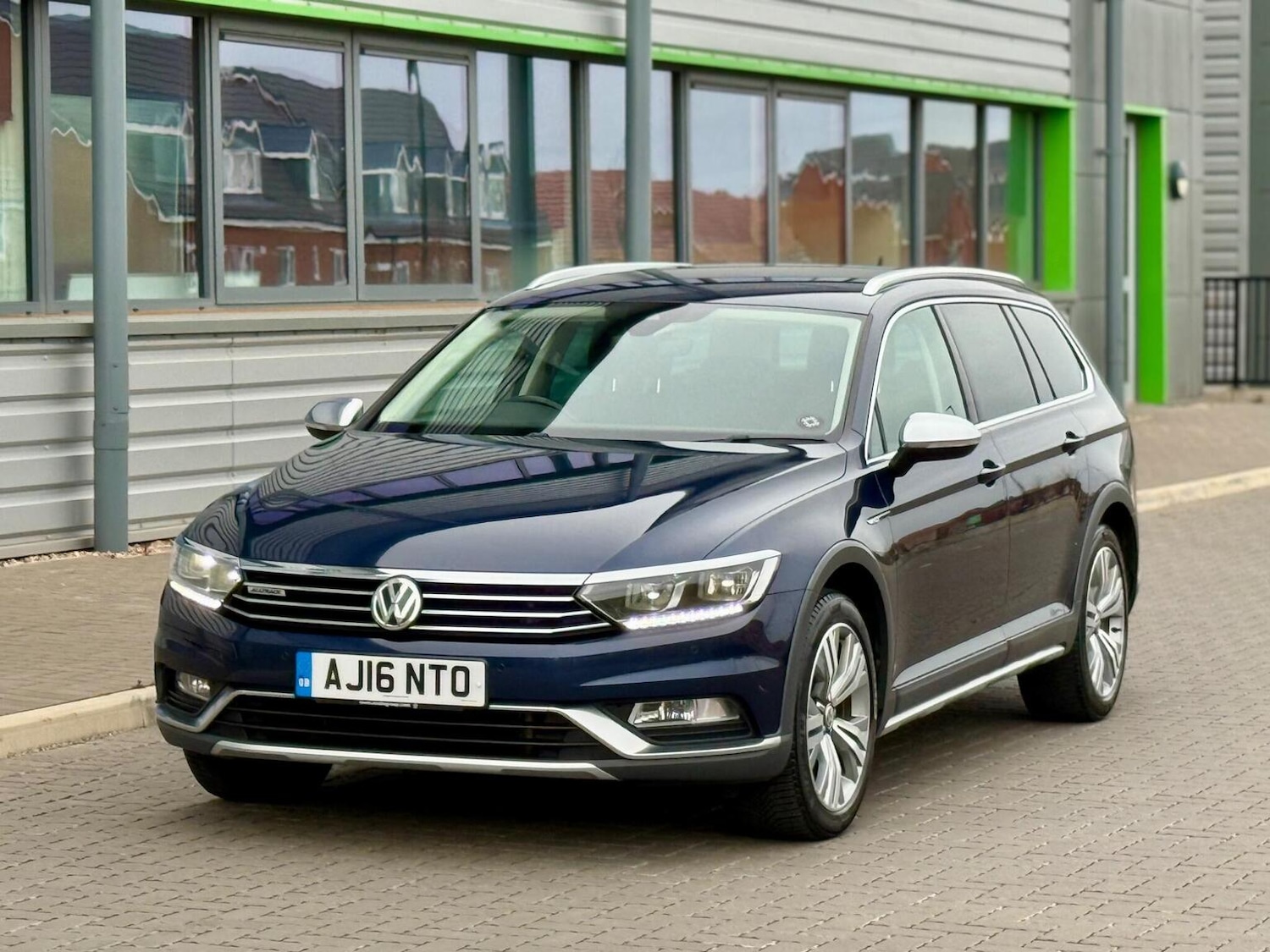 Used Volkswagen Passat 2016 for sale - 78201946: Photo 77
