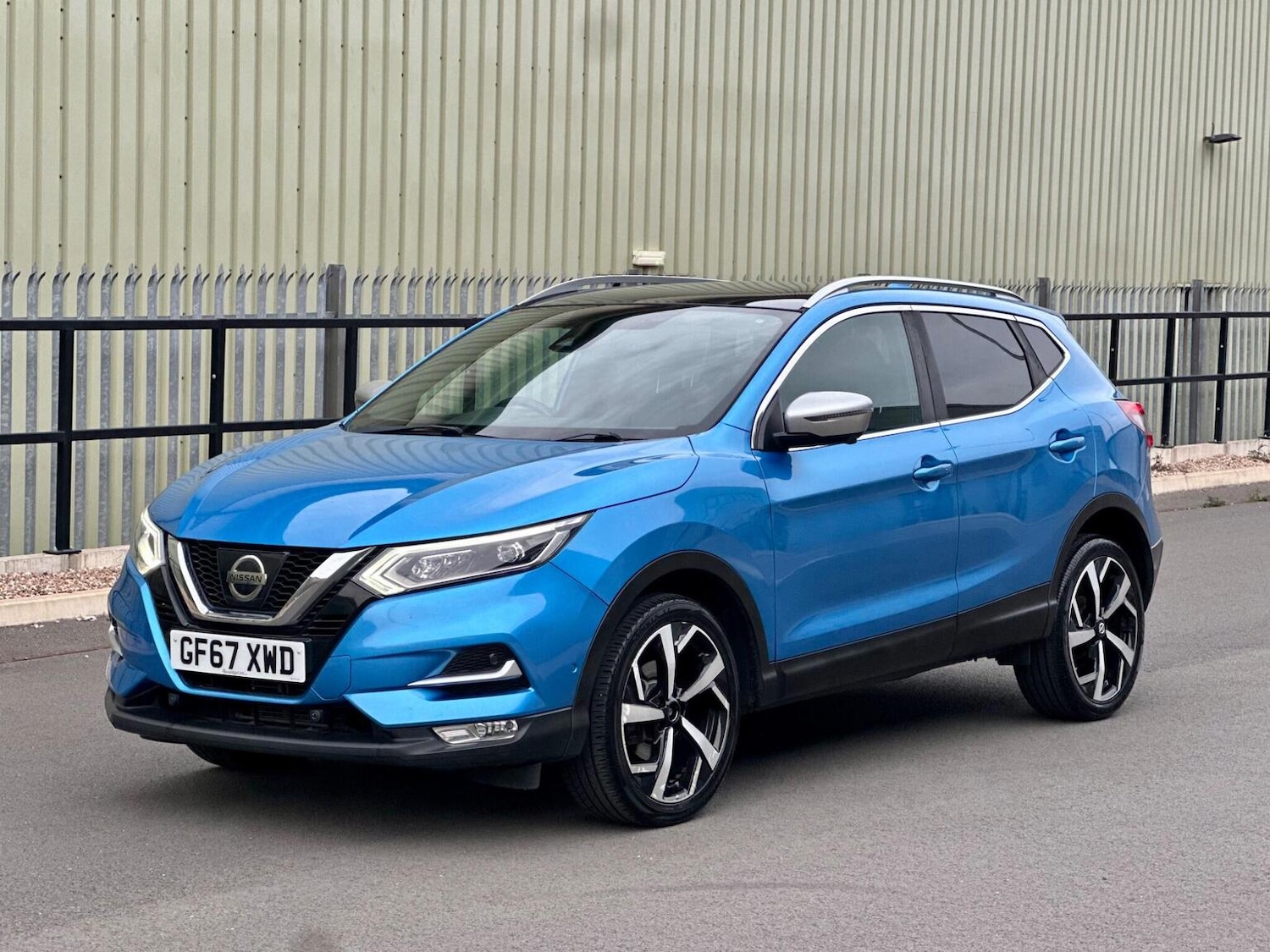 Used Nissan Qashqai 2017 for sale - 77688976: Photo 25