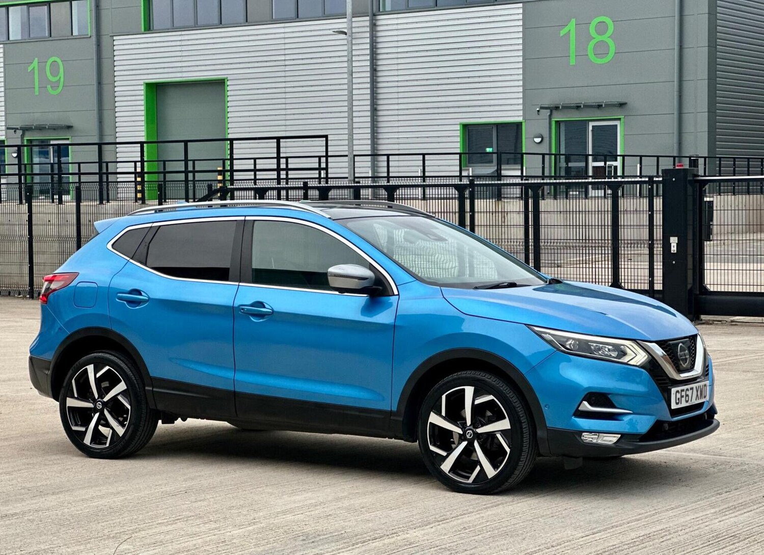 Used Nissan Qashqai 2017 for sale - 77688976: Photo 60