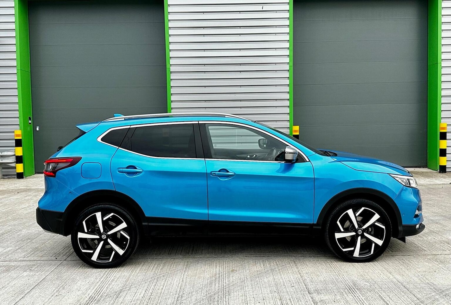 Used Nissan Qashqai 2017 for sale - 77688976: Photo 9