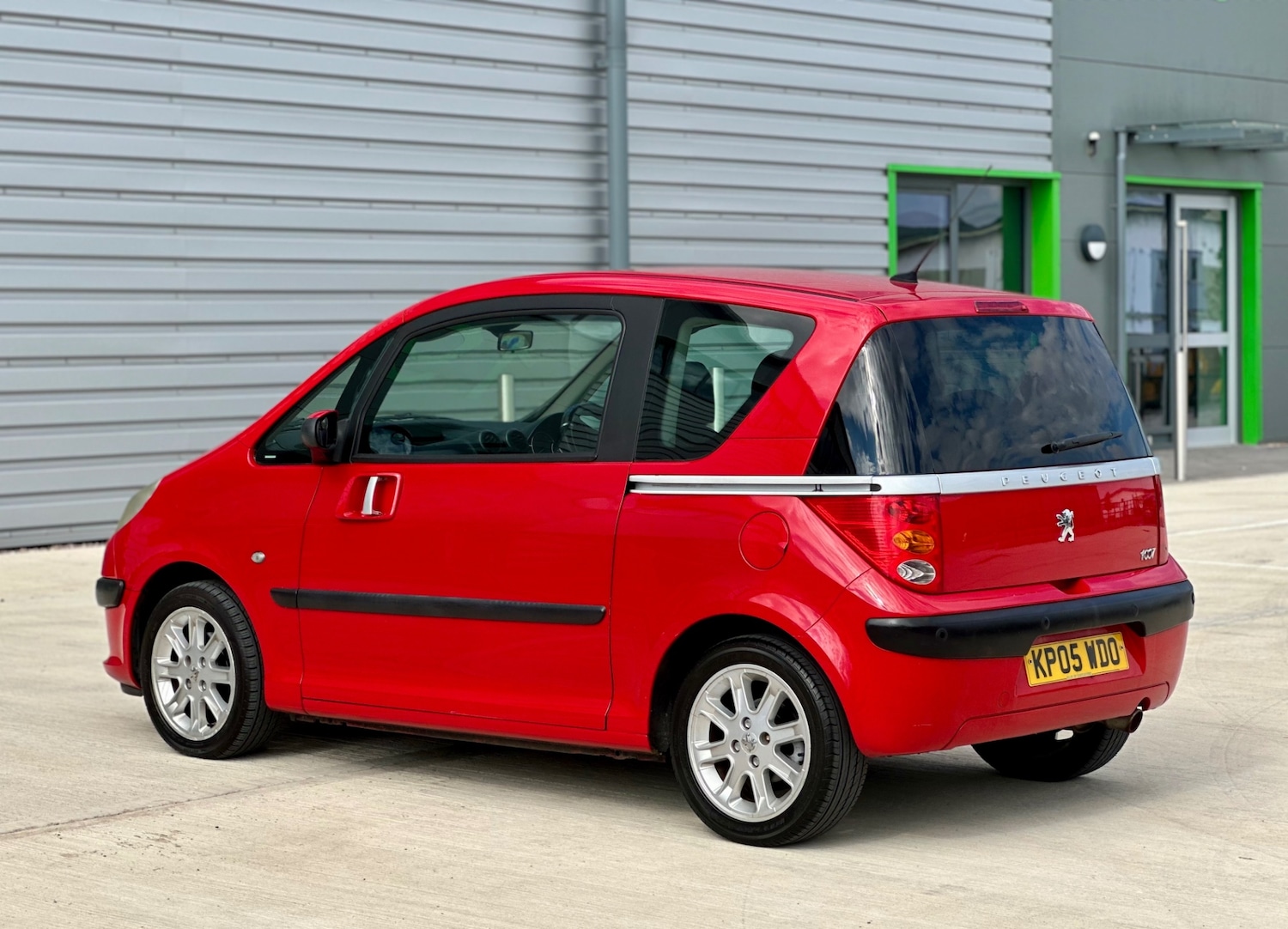 Vehicle 21