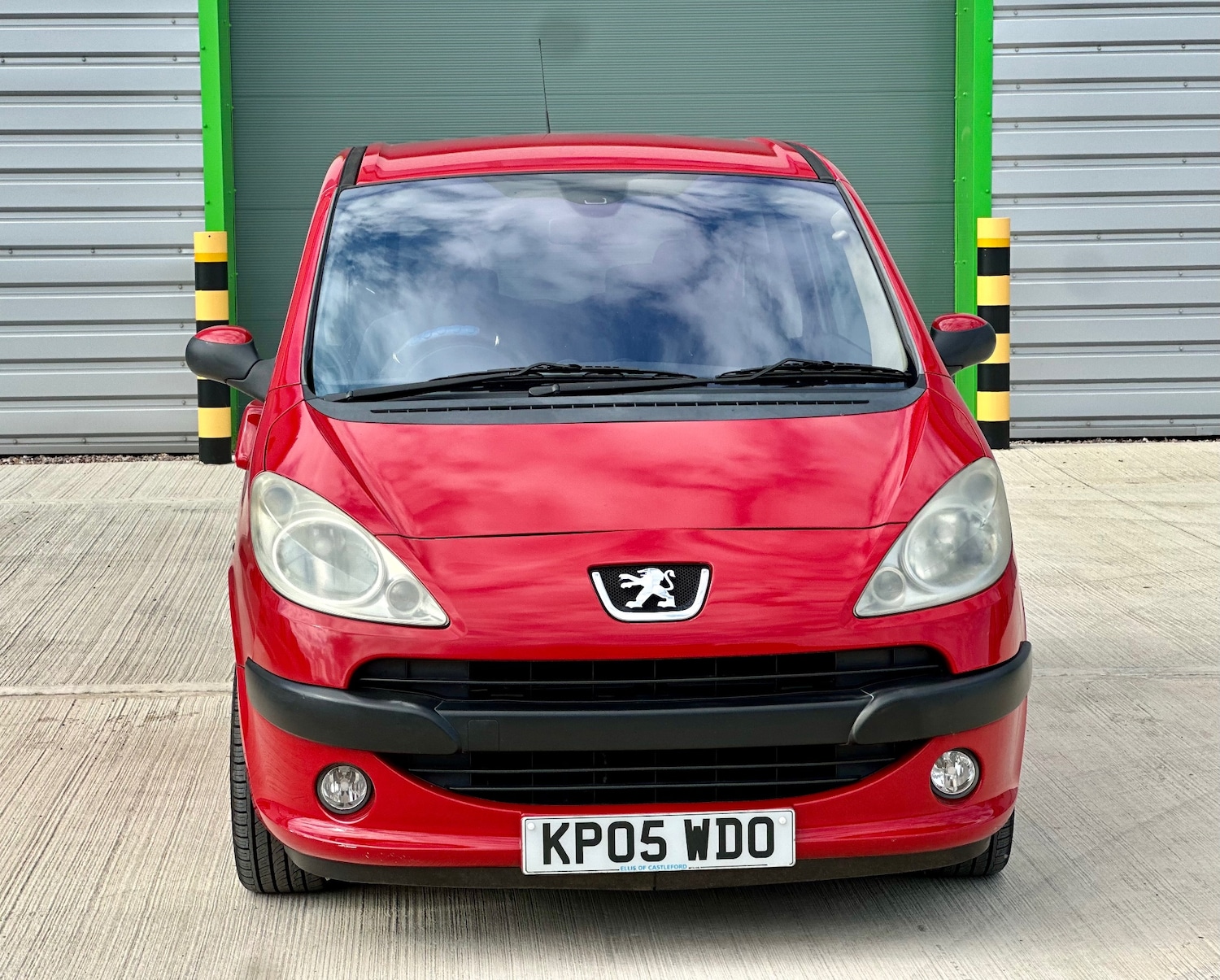 Vehicle 29