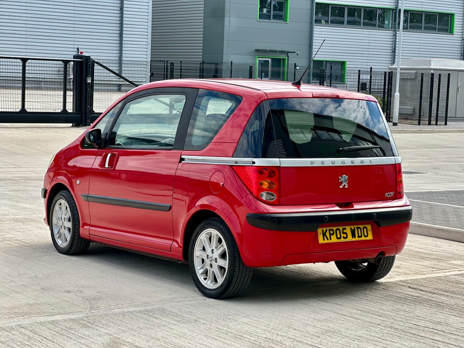 Vehicle 33