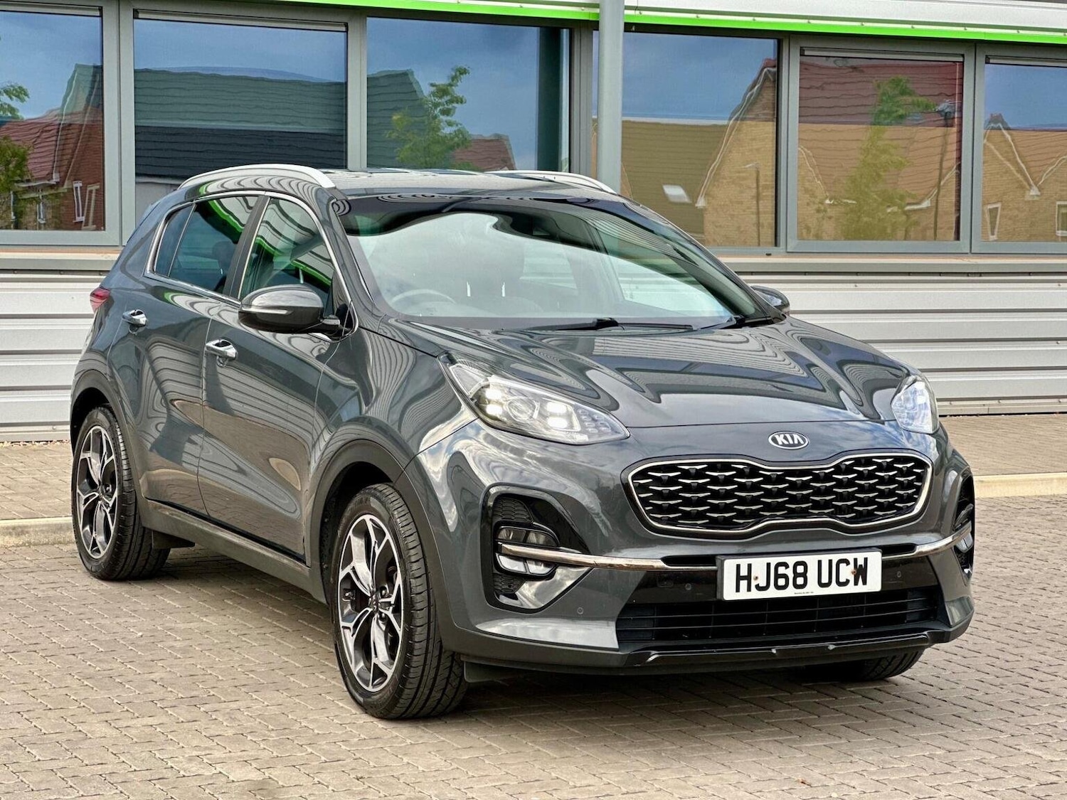 Used Kia Sportage 2018 for sale - 77688983: Photo 2