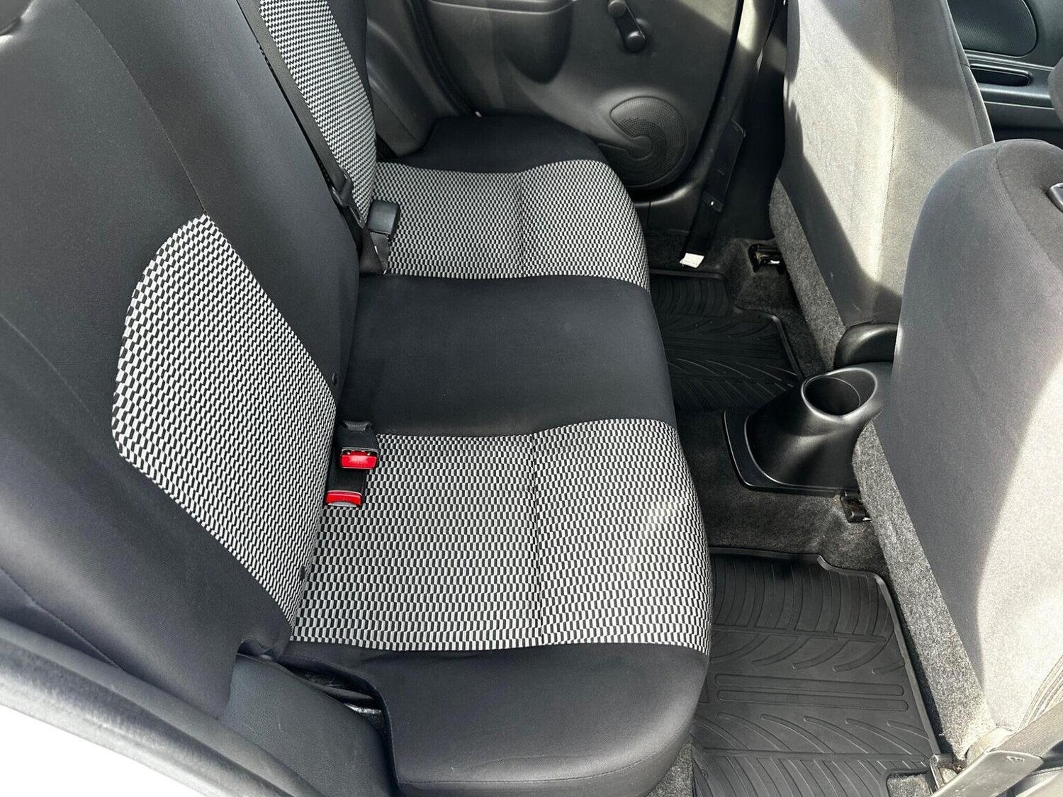 Used Nissan Micra 2013 for sale - 77688997: Photo 67