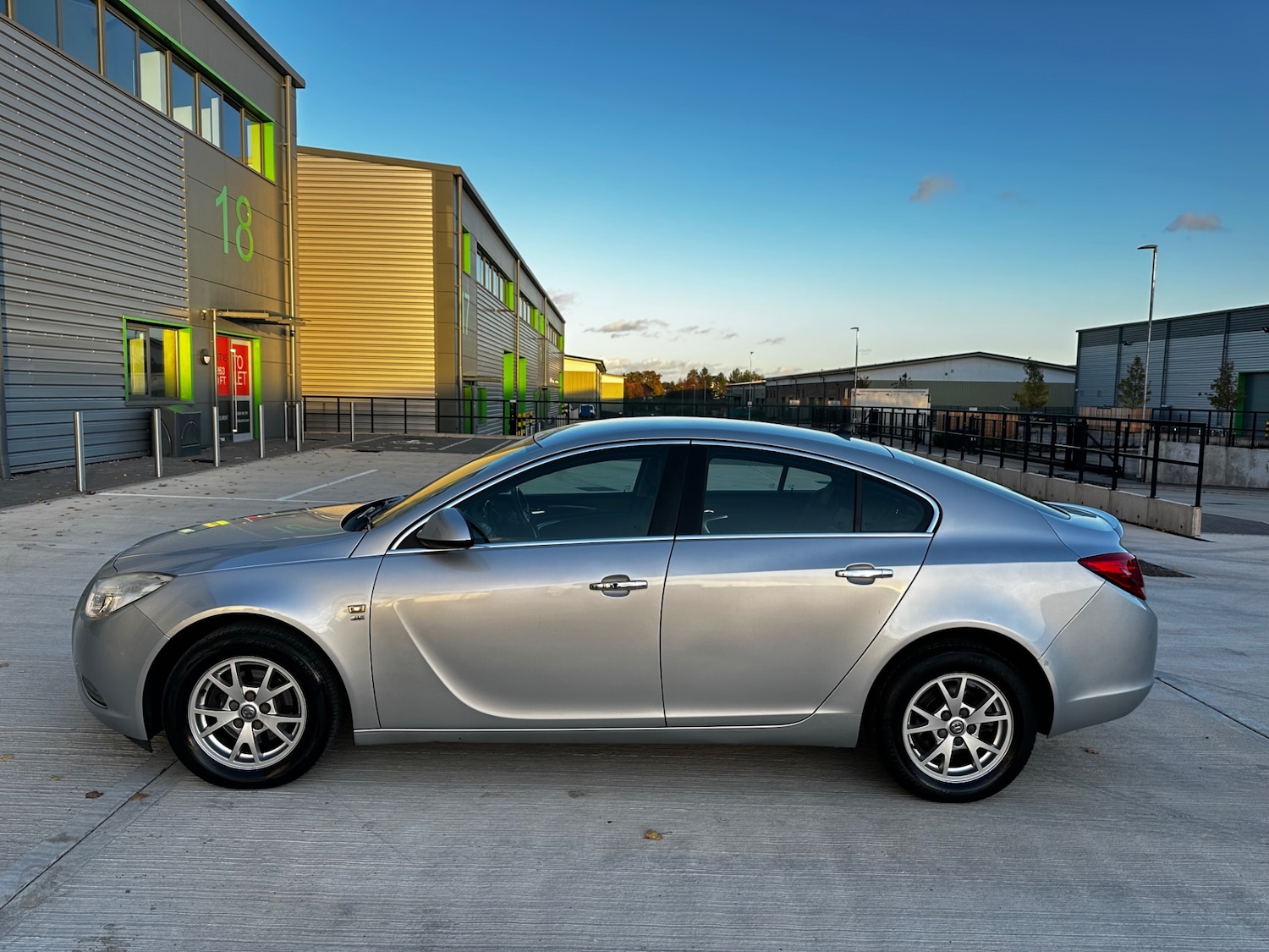 Used Vauxhall Insignia 2010 for sale - 76378917: Photo 23