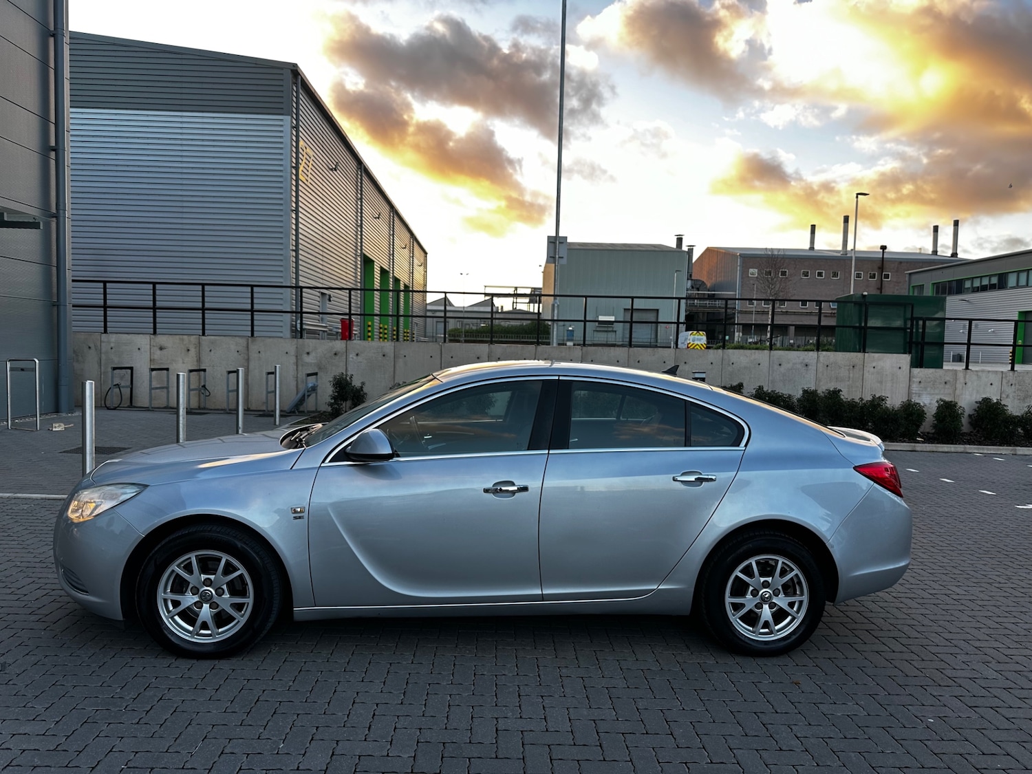 Used Vauxhall Insignia 2010 for sale - 76378917: Photo 39
