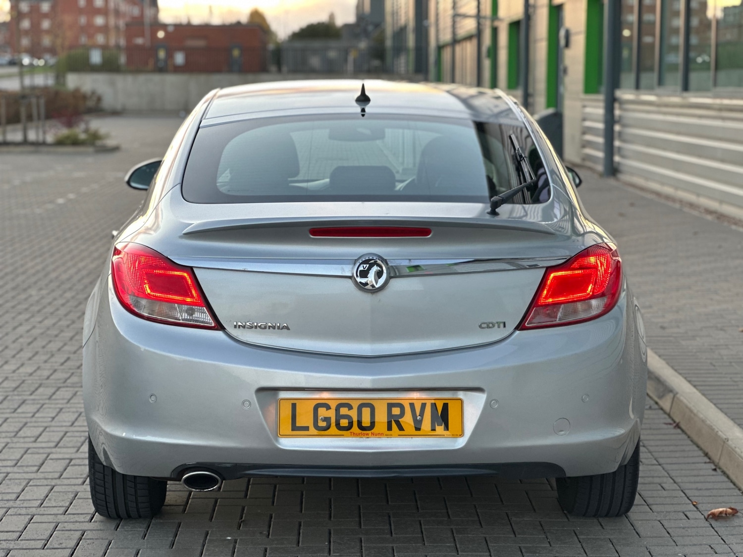Used Vauxhall Insignia 2010 for sale - 76378917: Photo 4