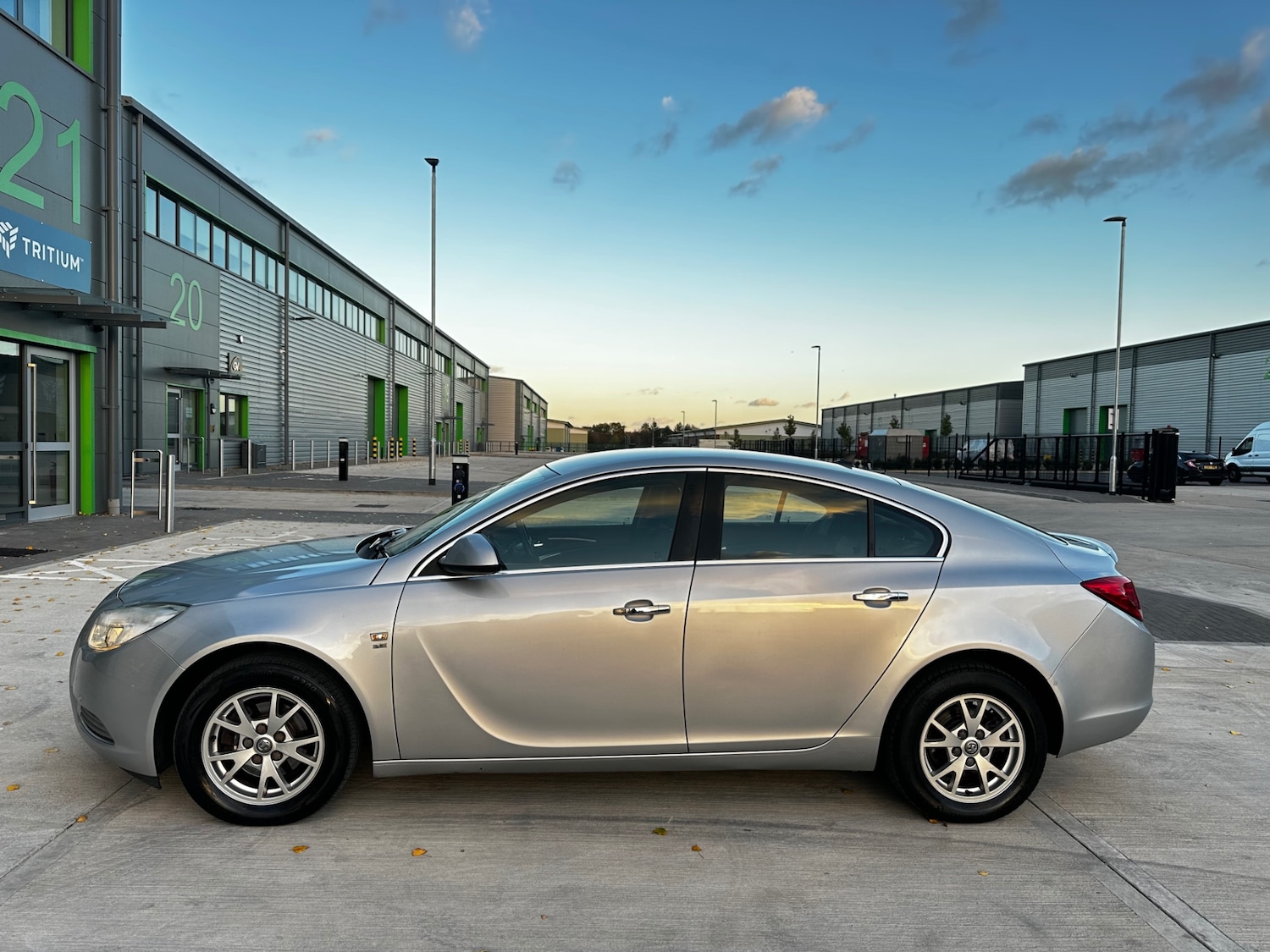 Used Vauxhall Insignia 2010 for sale - 76378917: Photo 54