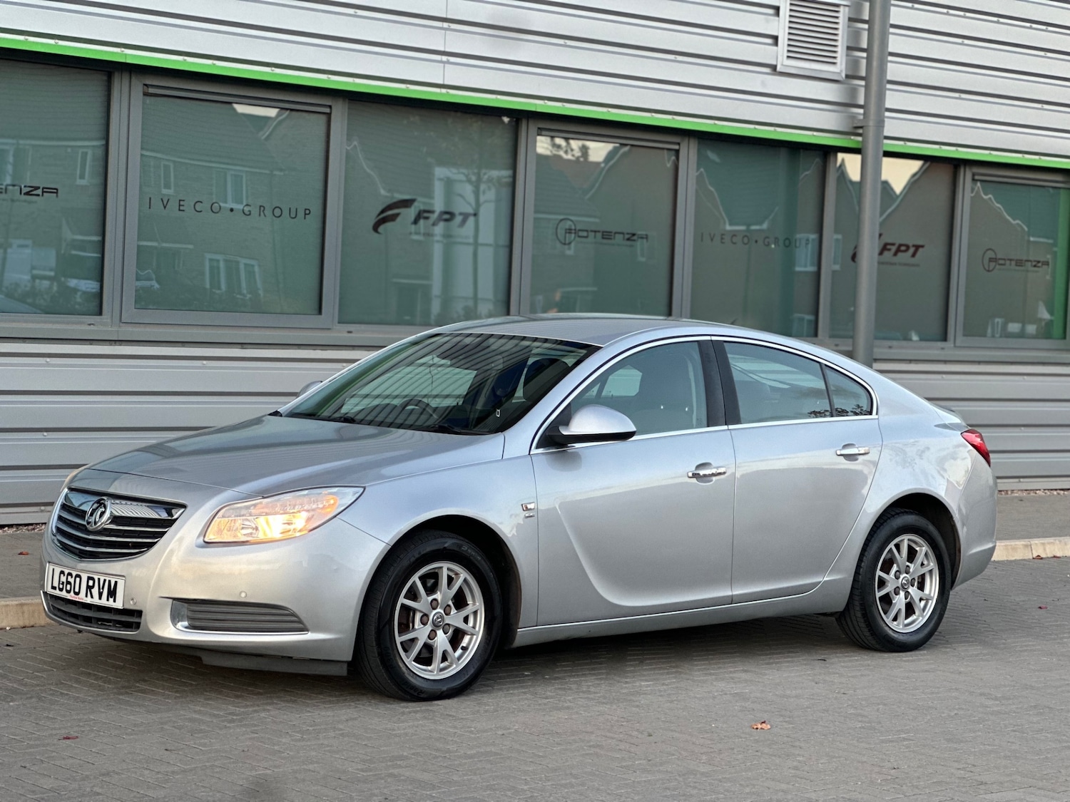 Used Vauxhall Insignia 2010 for sale - 76378917: Photo 58