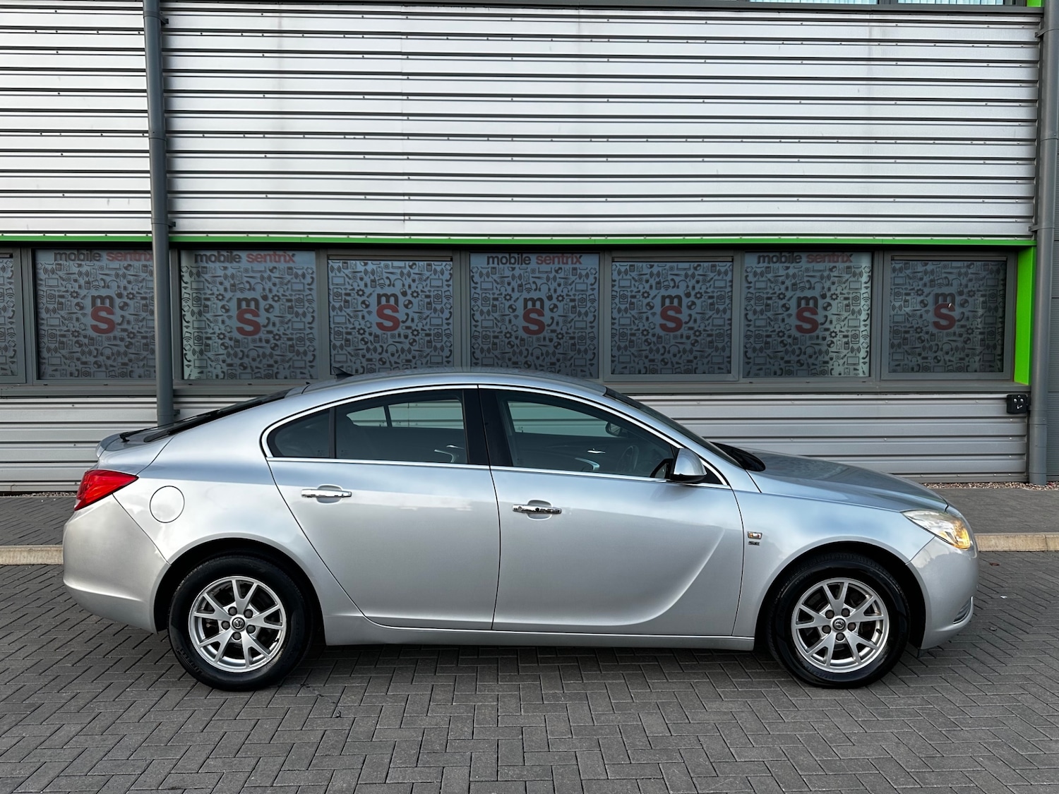 Used Vauxhall Insignia 2010 for sale - 76378917: Photo 65